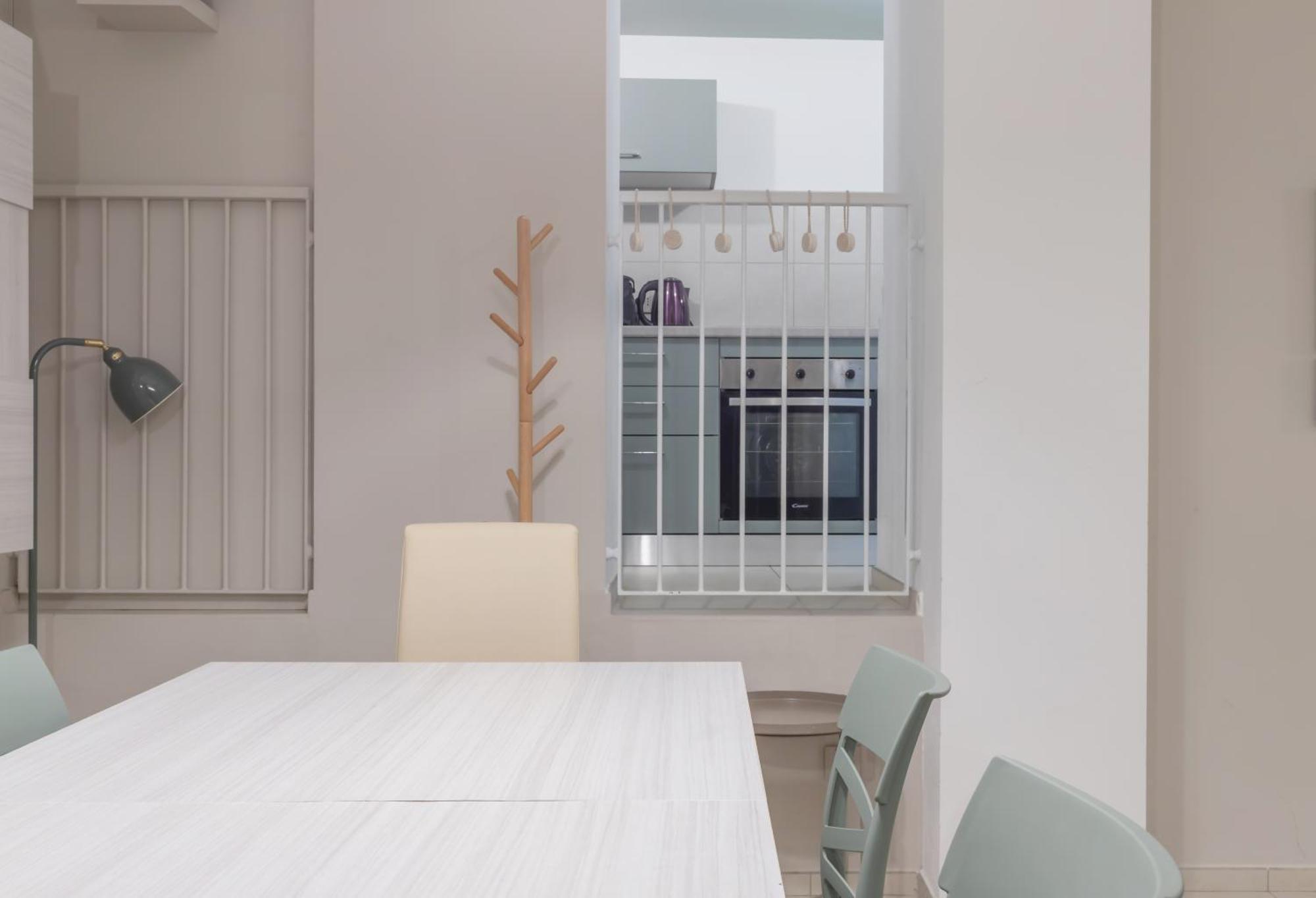 Monumentale M5 Apt - 6 Ospiti & Famiglie Con 2 Bagni E Suite, Milan